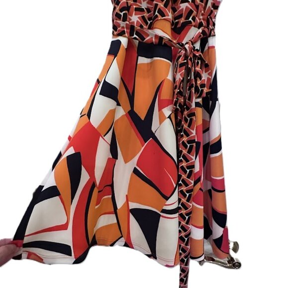 Taylor Dresses Short V Neck Wrap Jersey - Picture 6 of 10